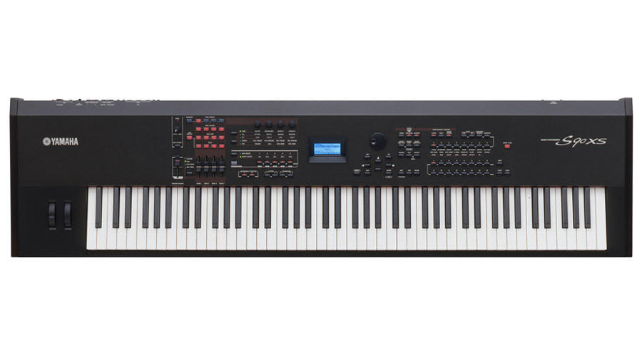 YAMAHA S90ES